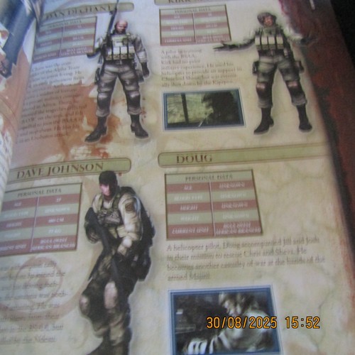 Resident Evil Archives Umbrella's Virus Uncovered Book 1960-1998 - Picture 8 of 16