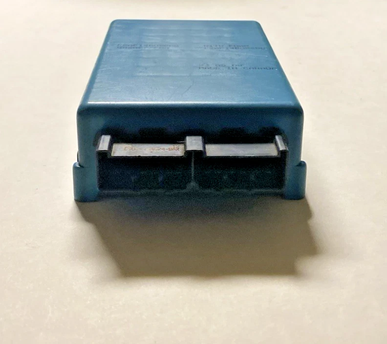 Bolsa de seguridad para monitor de diagnóstico módulo Ford Mustang F2AF14B056AD 1990-1993 Foto 3 de 3