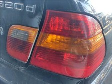 Feu arrière BMW 320