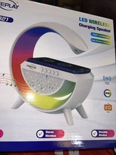 Fineplay  LED  wireless Charging Speaker  Fast Charging  High Def Decoding  NIB  White