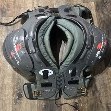 Riddell PM 86db meidum 18-19 Football Shoulder Pads.