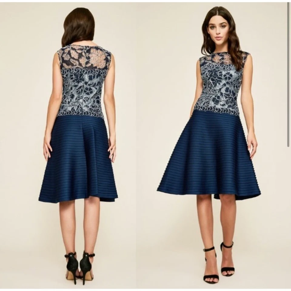 Vestido Tadashi Shoji Yumi Encaje Pin Tuck Fit & Acampanado Azul Marino Sin Mangas Fiesta 8 Foto 2 de 4