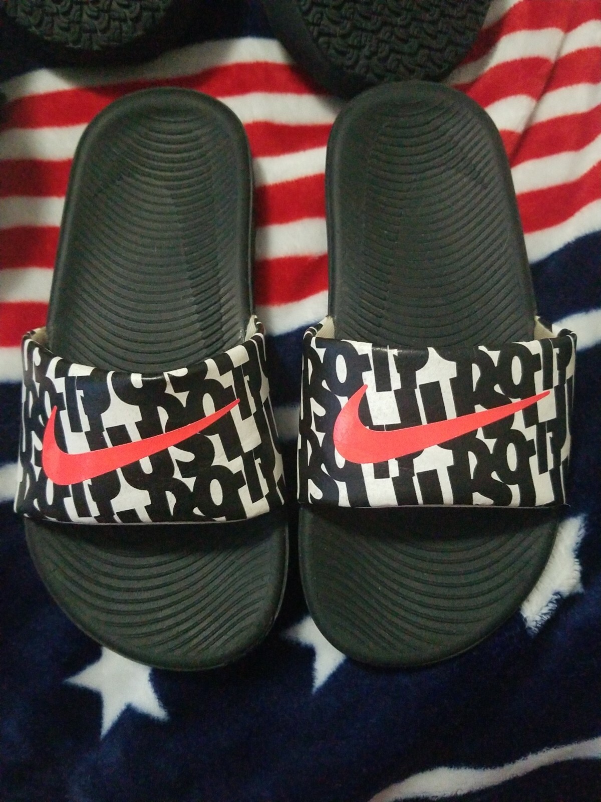 Sneakers Nike da ragazzo * sandali Nike * ciabatte Northface * imperdibili!*Lotto di 3