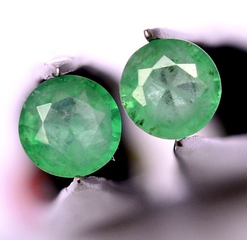 4.50 mm Certified Natural Emerald Round Cut Pair 0.69 CTS Loose Gemstones - Picture 4 of 4