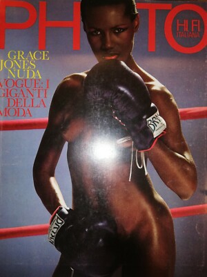 italienisches HiFi Foto Grace Jones Nackt Vogue Die Giganten der Mode Nr. 85 Juli 1982