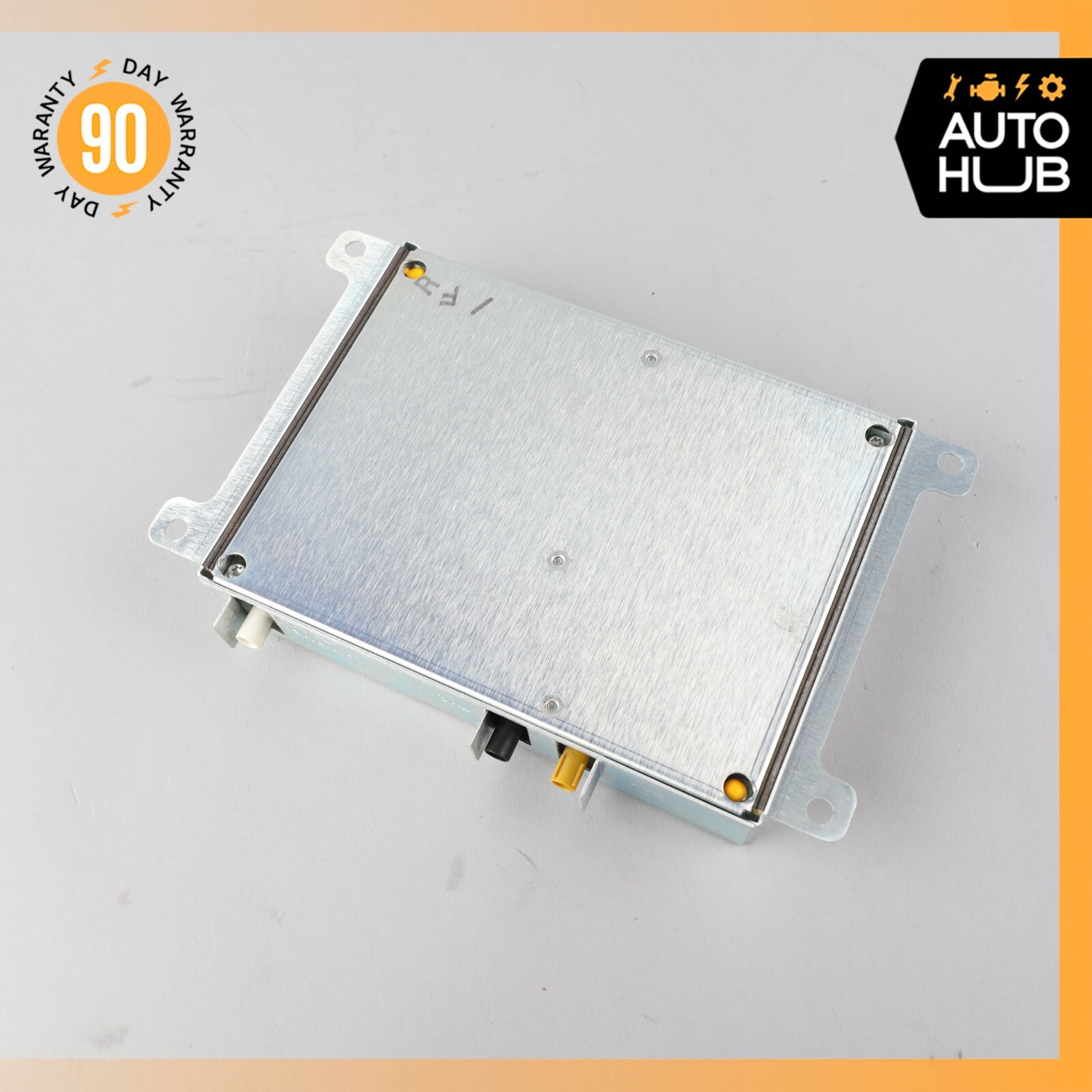 09-13 Maserati Quattroporte M139 Audio Tuner Controle Module Bose 218295 OEM