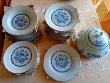 49xteiliges Ess- Service von Trade Mark Royal. Neu, noch OVP.