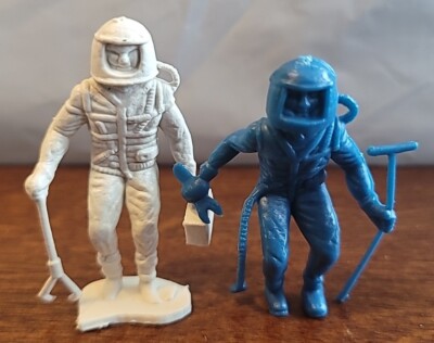 Vintage #2 lot MPC Major Space Men astronauts 1:35 45mm scale figure