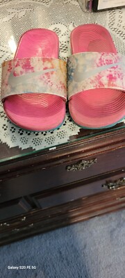 Girls NIKE BENASSI KAWA CI9919-600  SLIDES  SANDALS MULTICOLOR / PINK size 1