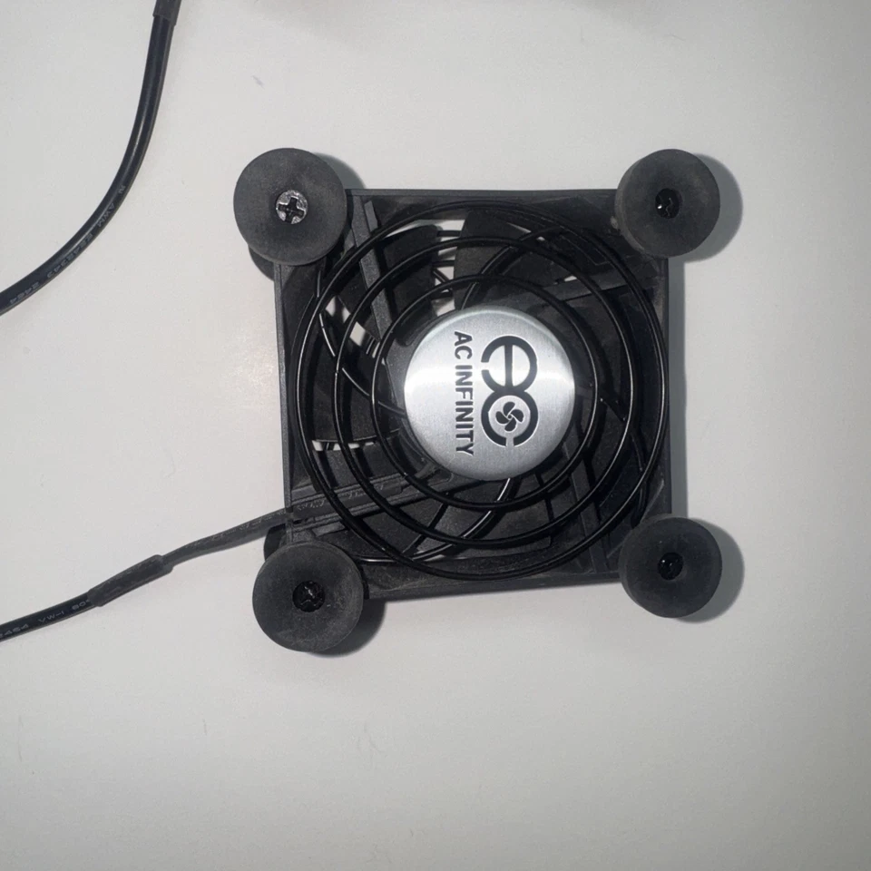 AC Infinity Multifan S5 Dual 80mm Quiet USB Cooling Fan - AIMPF80A2 - Image 3 of 4