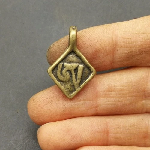 2 PIEZAS Tibetano Budista Lima Cobre Esvástica 卍 Joyería Accesorio Contador Clips Hágalo Usted Mismo - Imagen 3 de 7