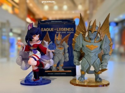 League of Legends Midlane Icons Series Confirmed Blind Box Figure