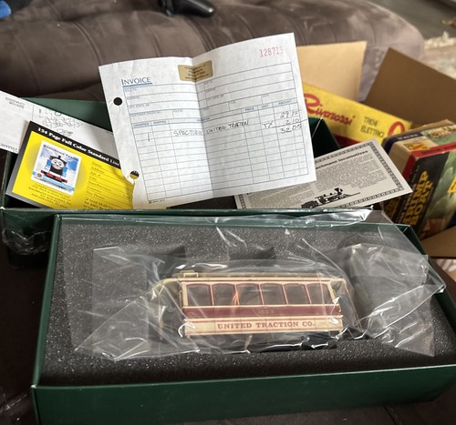 * ON30 * Bachmann Spectrum * Tranvía cerrado United Traction * EN CAJA * 25128 * | Zustand: New: Other (See Details)