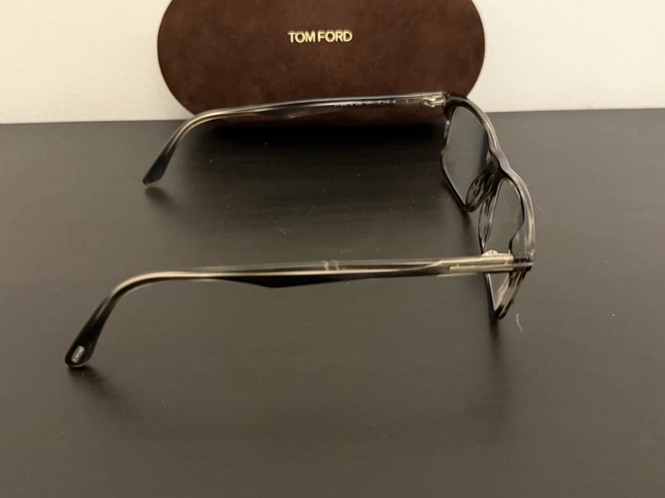 Nuevo Auténtico Tom Ford TF 5681 Anteojos 5681-B 056 Marco 56mm Foto 4 de 4