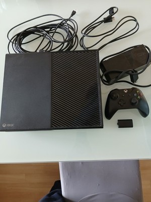 Microsoft Xbox One 1TB Konsole, Schwarz, Inkl. 1 Controller
