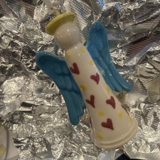 Statuina angelo ceramica vintage ornamento porcellana con cuori