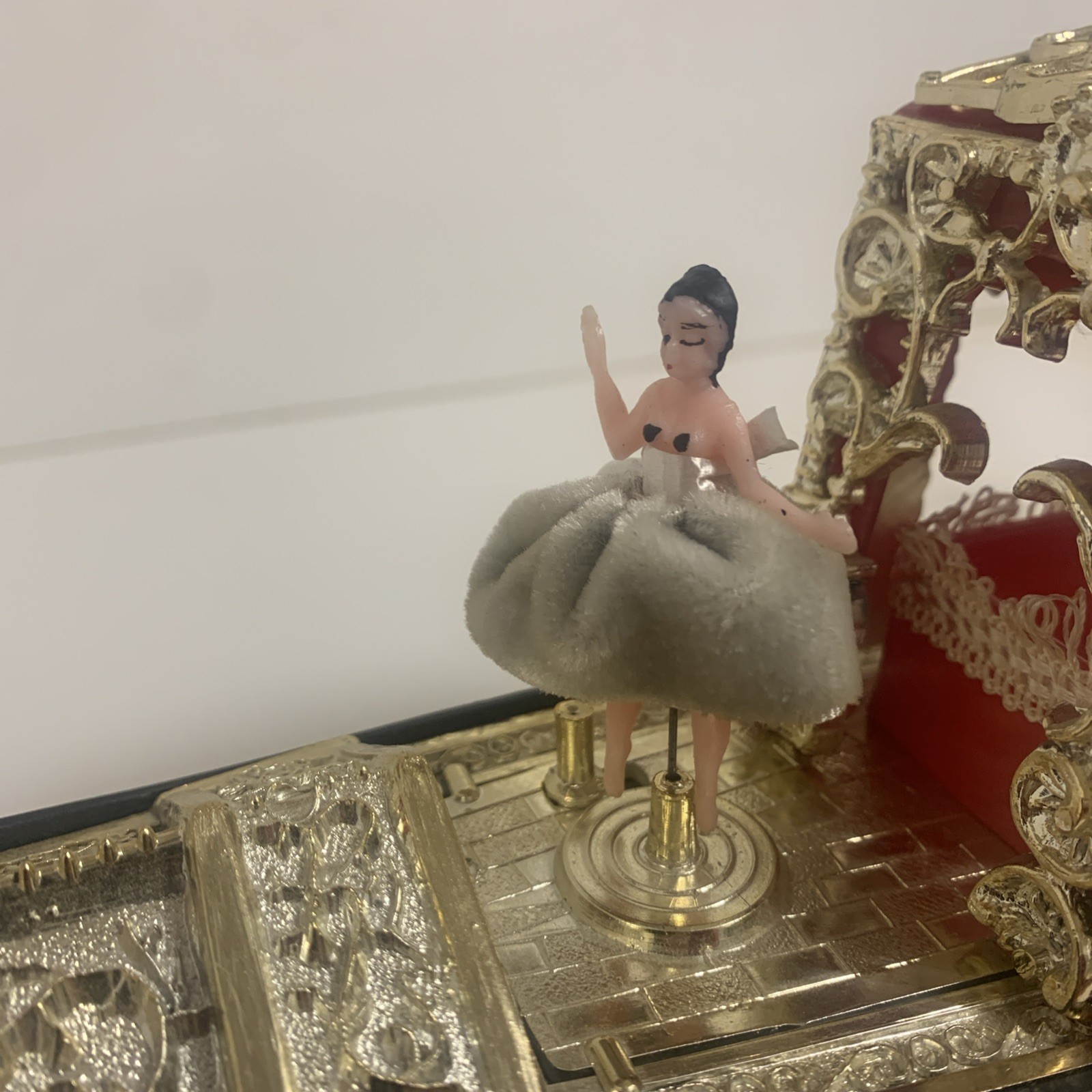 VINTAGE  ITALIAN VENICE SOUVENIR -  GONDOLA WITH DANCER - 60s