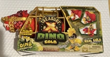 Treasure X Dino Gold Dinosaur Dissection T-REX w/ Exclusive Hunter Figure