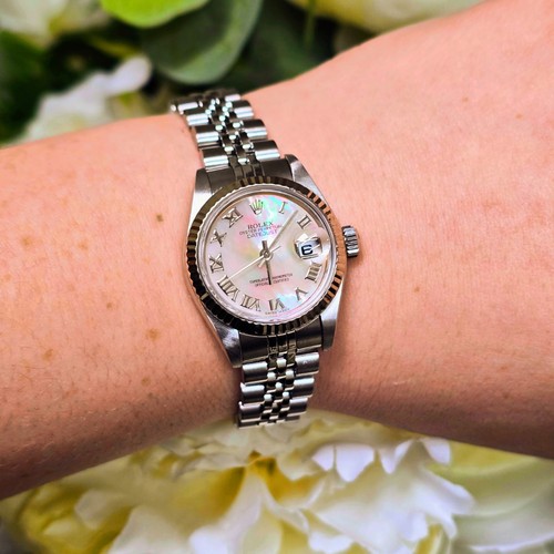 Ladies Rolex Datejust 79174 – Factory Mother of Pearl Dial – Full Set (2004)