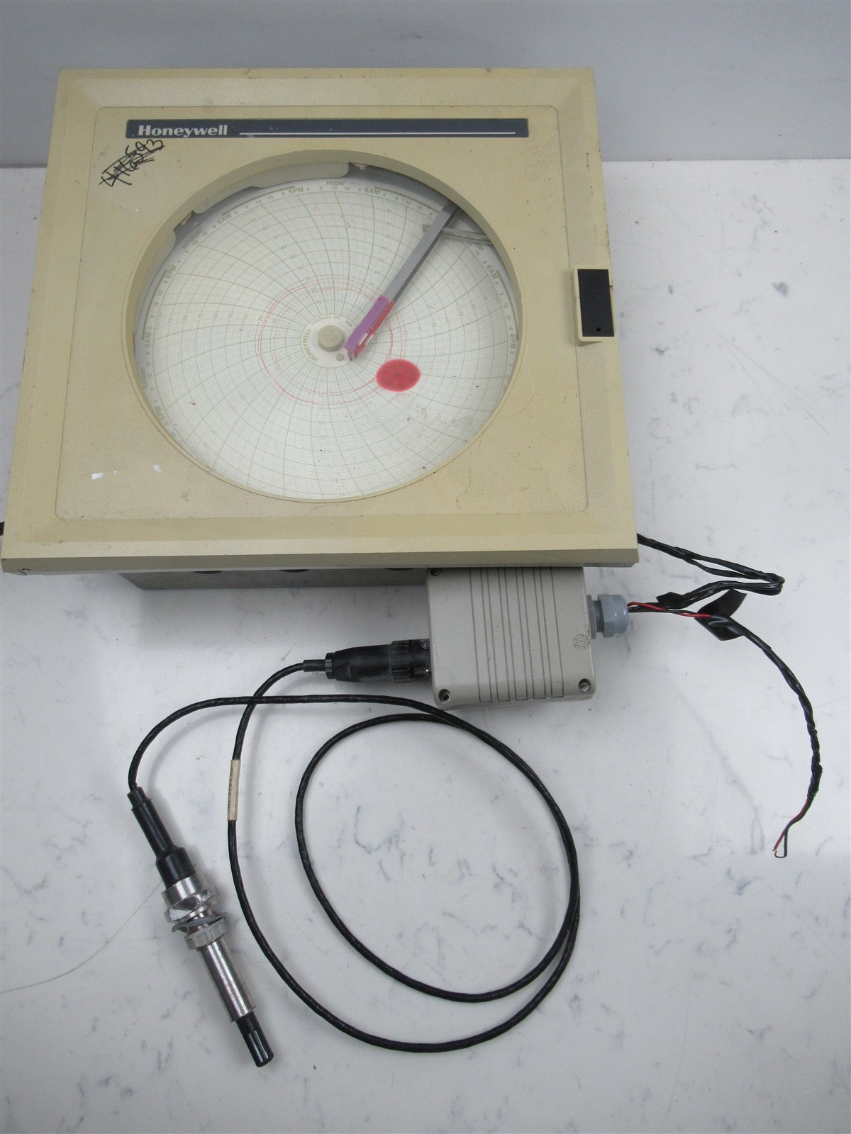 Honeywell Chart Recorder w/ Vaisala HMR 12A & 2781 HM Probe & HMP 114Y Unit