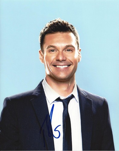RYAN SEACREST TV HOST AMERICAN IDOL SIGNED AUTHENTIC 8X10 PHOTO C W/COA