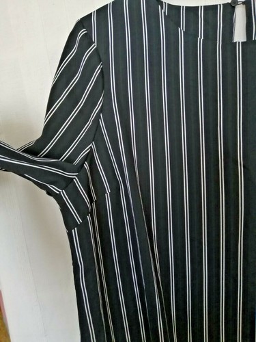 New Look Black and White Pin Strip Loose Dress Puff Sleeve Size 16 - Picture 5 of 7
