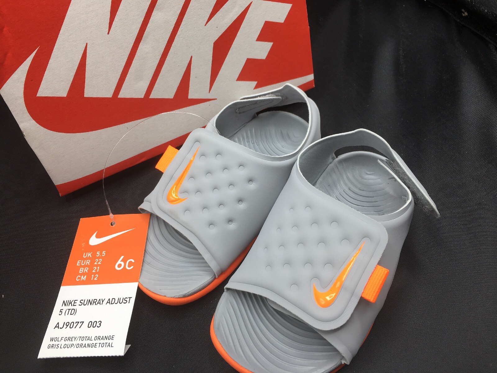 nike sandals 10c