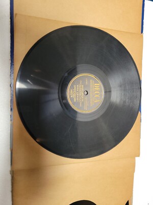 Bing Crosby Carmen Cavallaro The Four Winds and the Seven Seas / Make Believe NM