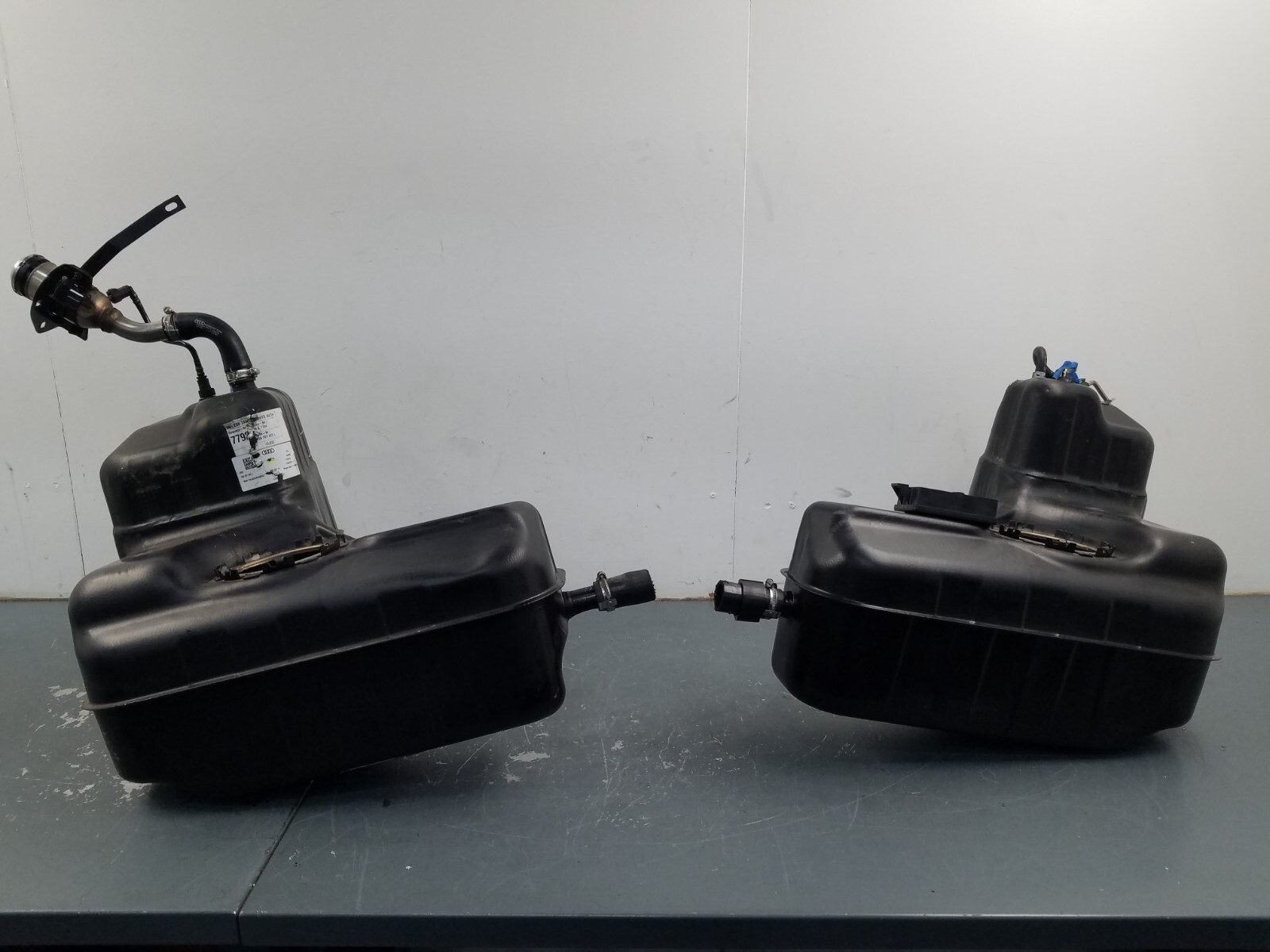 2017 Audi R8 V10 Fuel / Gas Tanks / Filler Neck #1445 S2