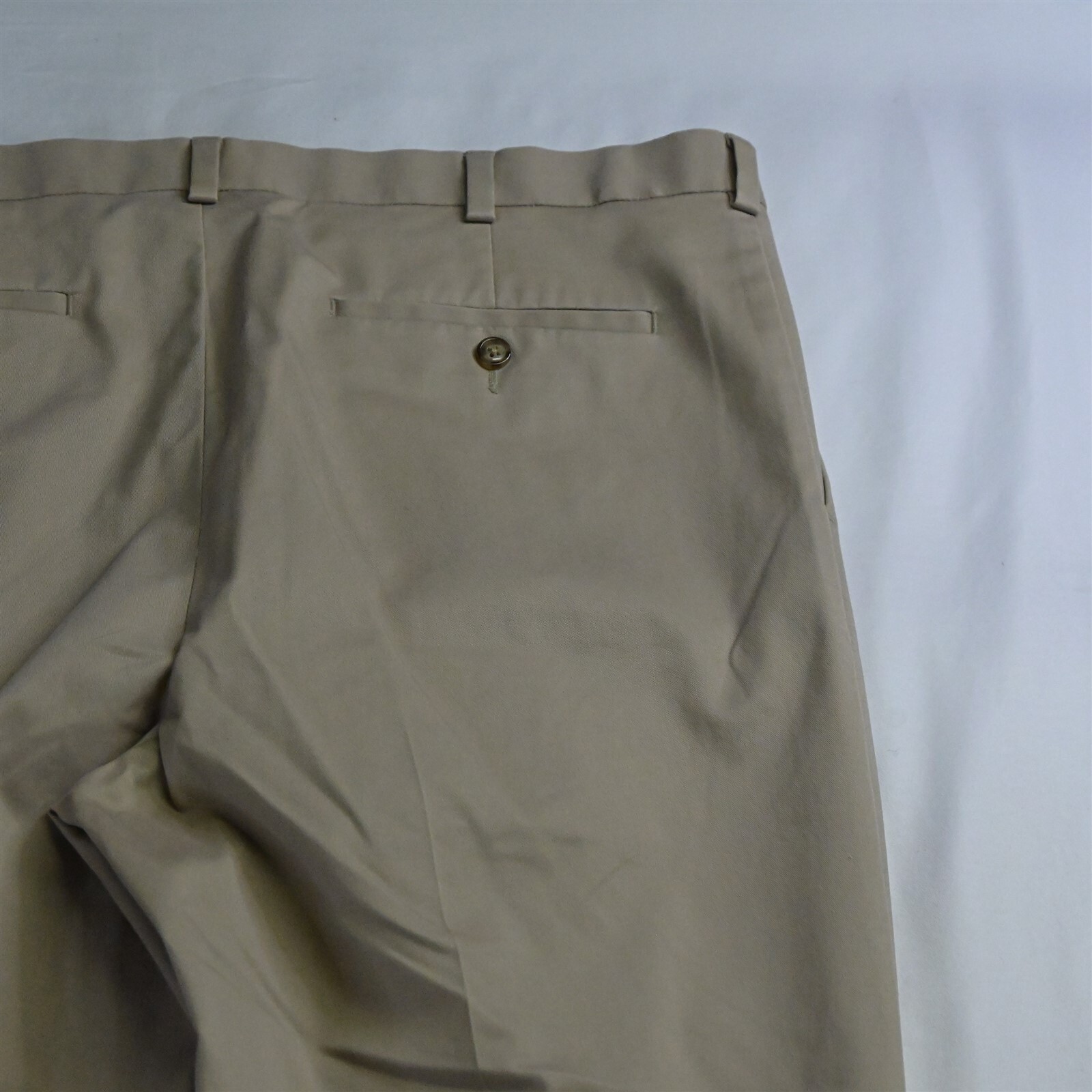 Roundtree & Yorke 38 x 30 Khaki Cotton Pleated Cuffed Dress Pants