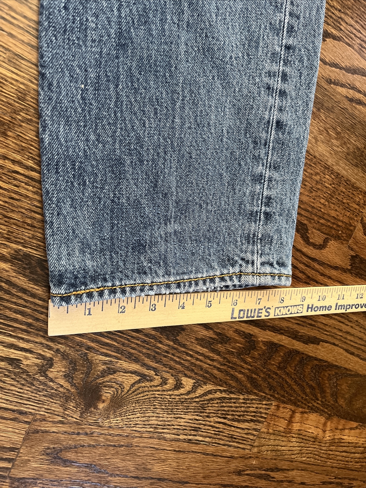 Vintage Levi's 501xx  Blue Jeans  34 X 32 (Measured 33 X 30.5) Button Fly Denim - View 8
