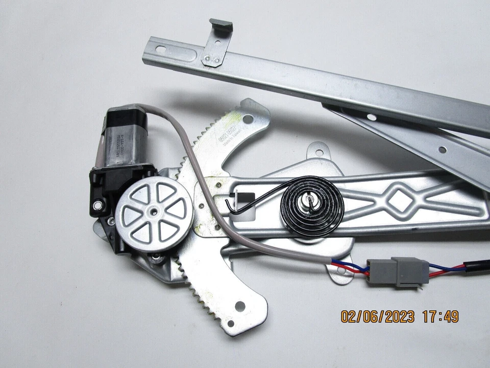 Power Window Motor and Regulator Assembly ACDelco 11A437 88875771 - Image 2 of 4