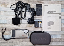 Sony Ruvi CCD-CR1E Compact Digital Video Camera with Charger /Manual/Case