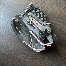 Louisville Slugger 11  Diva series fastpitch softball glove Left handed girls