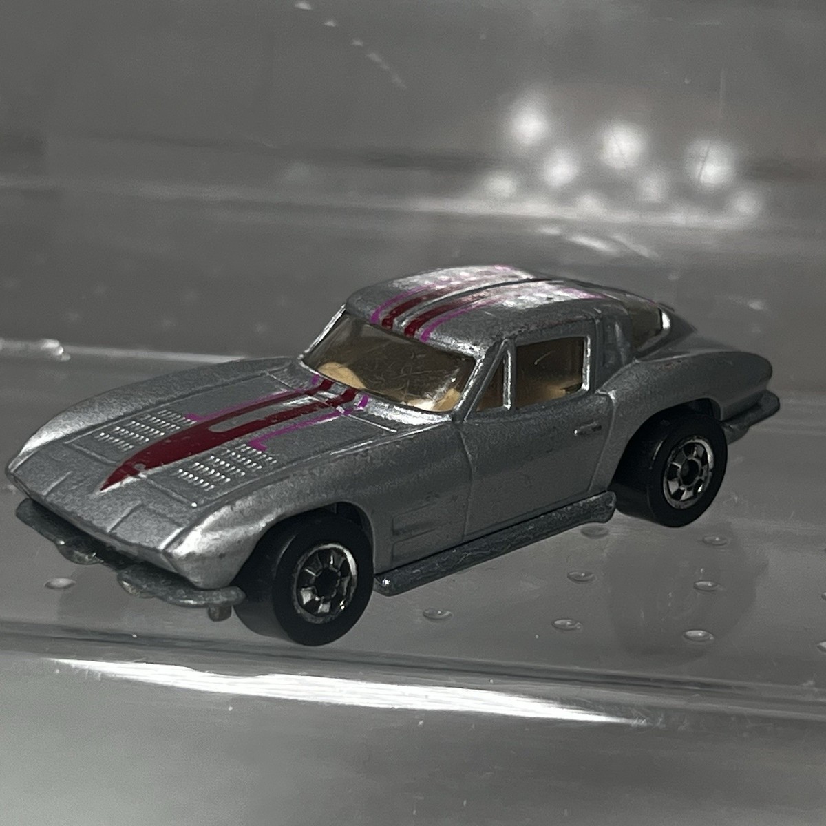Vintage Hot Wheels 1979 '63 Corvette Split Window Gray Silver Pink
