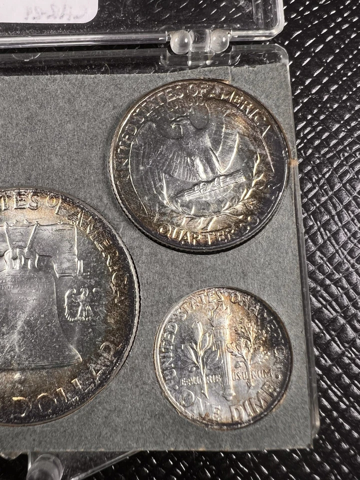 (1) 1962 Philadelphia United States SILVER Mint Set BEAUTIFUL TONING!! #0913 - Image 4 of 4