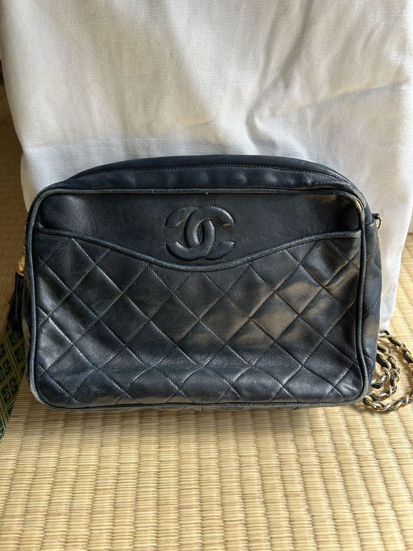 CHANEL Matelasse Quilted Chain Shoulder Bag in Black #PG30S7