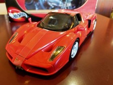 1/18 Enzo Ferrari
