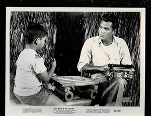 SUPER RARE!! 8X10 1962 ORIG "NO MAN IS AN ISLAND" Jeffrey Hunter SCENE PHOTO!!