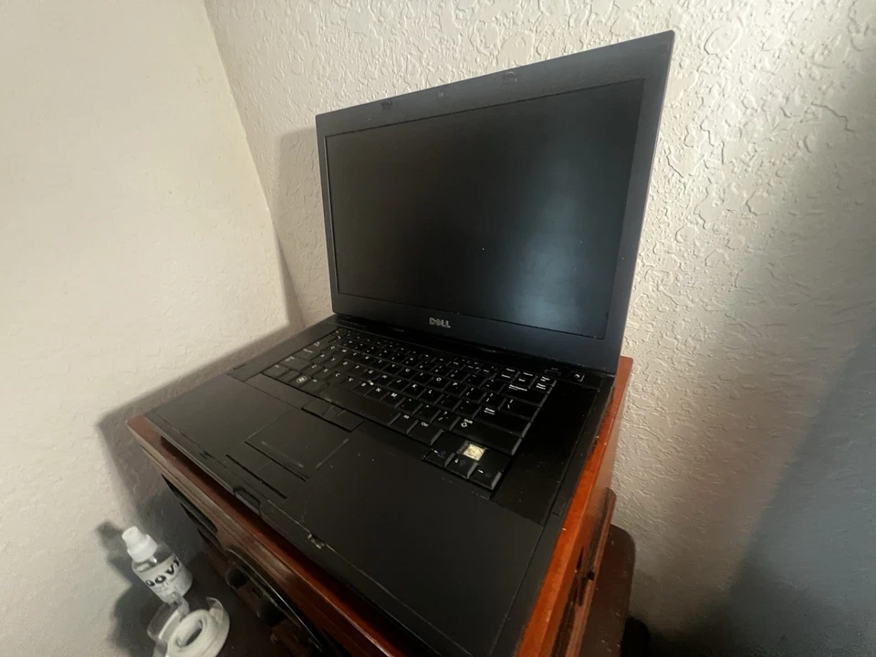 Laptop Dell Latitude E6510 PARA REPUESTOS o REPARACIÓN Foto 2 de 4