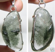 Natural Rutilated Quartz Gemstone Pendant 47.70Ct 17