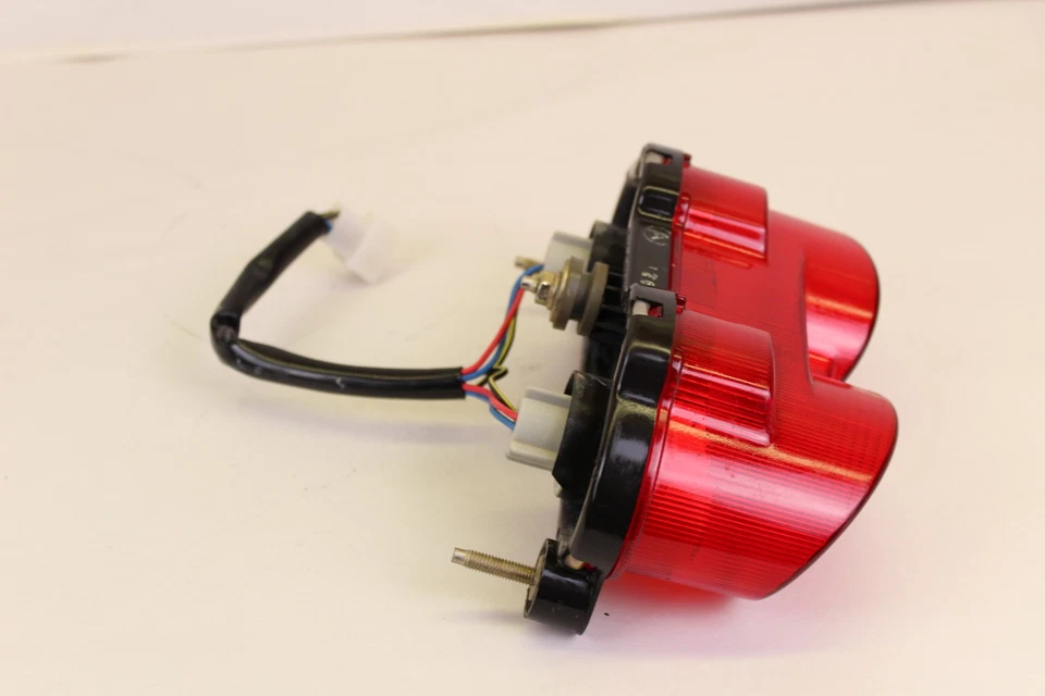 2002 川崎 zr 7s zr7s 尾灯/刹车灯 — 第 2/4 张图片