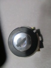 Allen-Bradley Cat. : 800E-3X10 3 Contact Blocks with Key Lock Switch