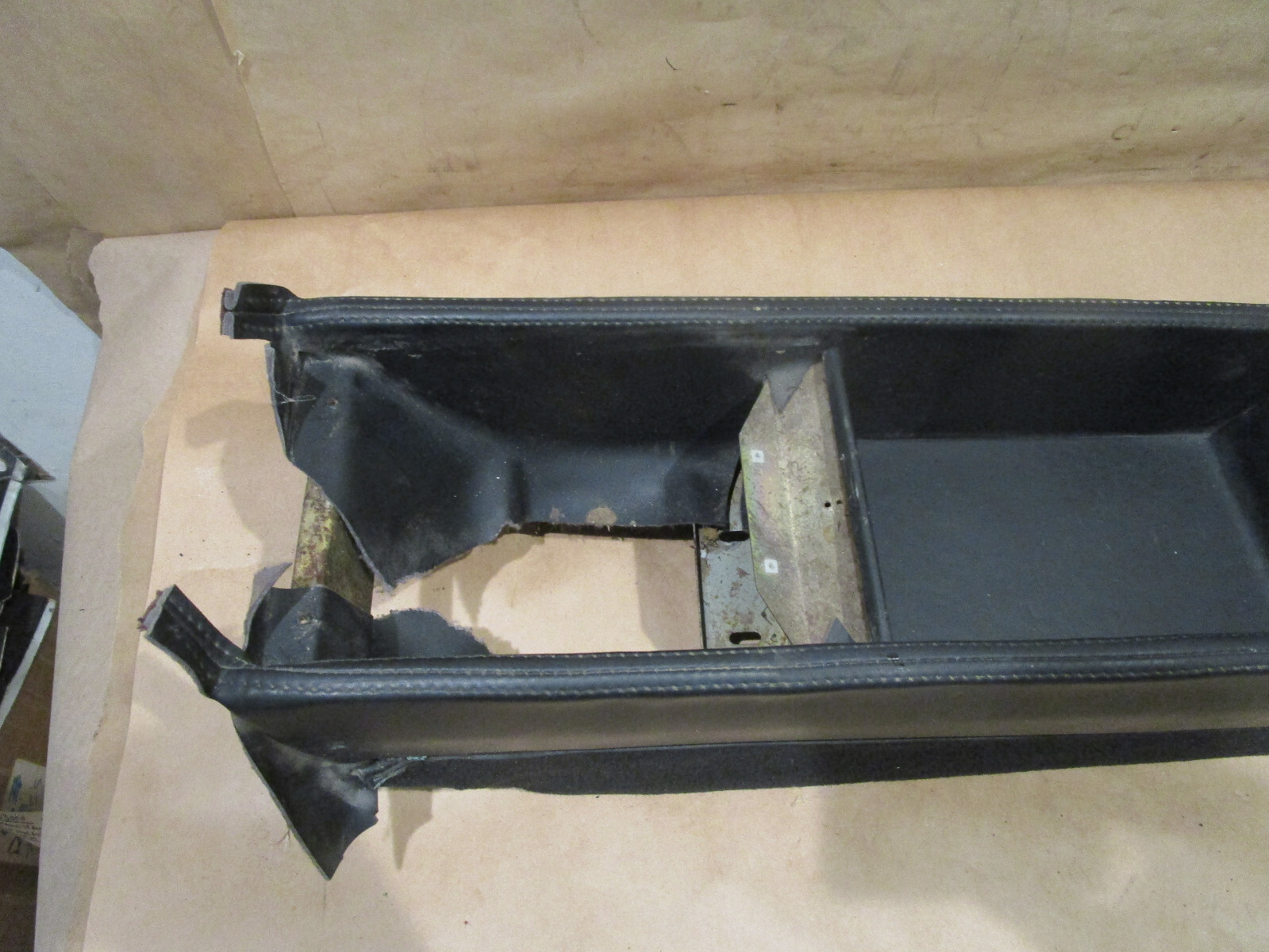 Ferrari 348 - Center  Console Tunnel Cover P/N 63627700