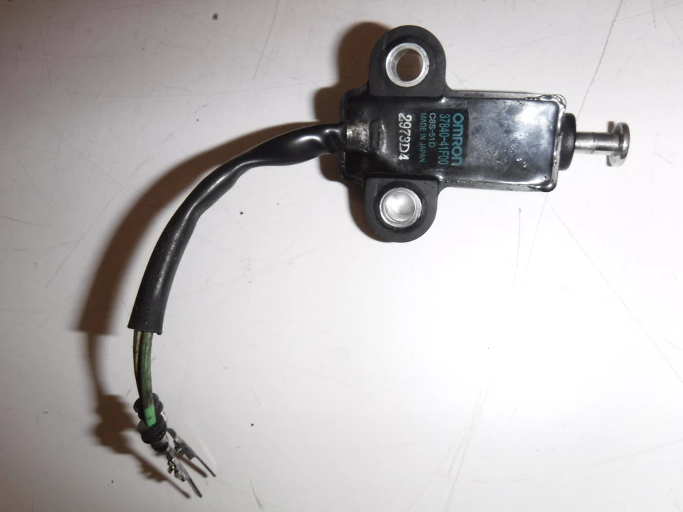 01-04 SUZUKI INTRUDER VOLUSIA VL800 SOPORTE LATERAL Foto 3 de 3