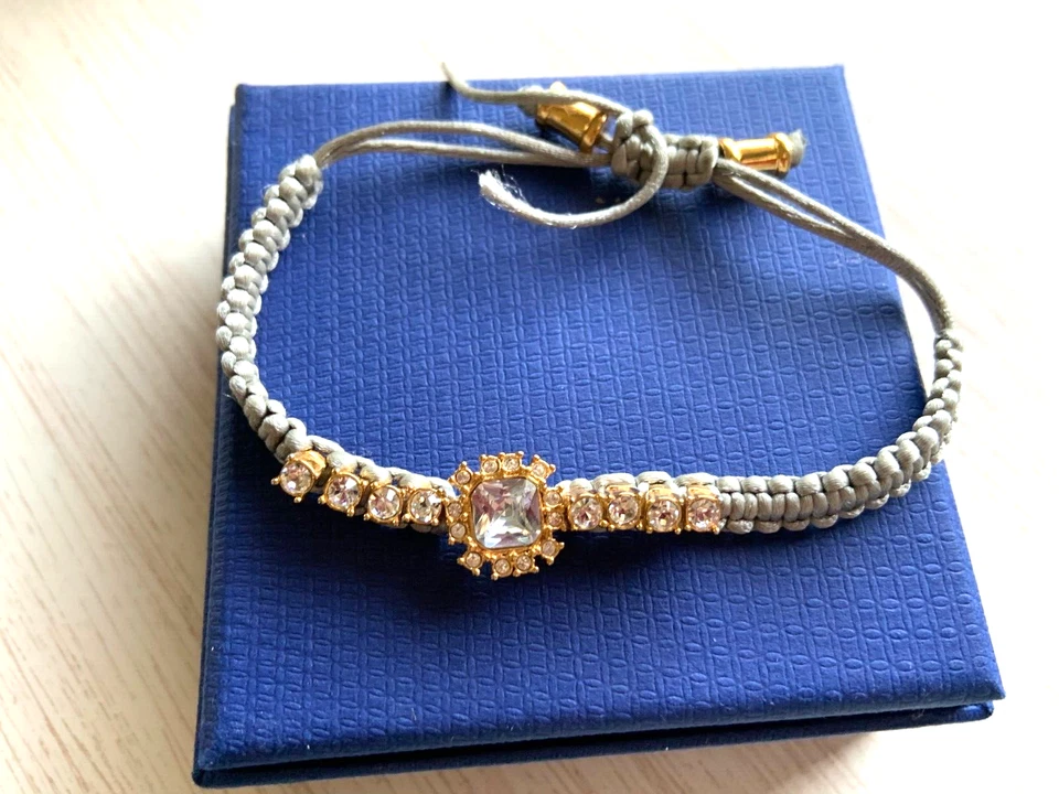 Brazalete Deslizante Ajustable Vince Camuto Estrás Pavimentado Chapado en Oro Talla Única Foto 3 de 4