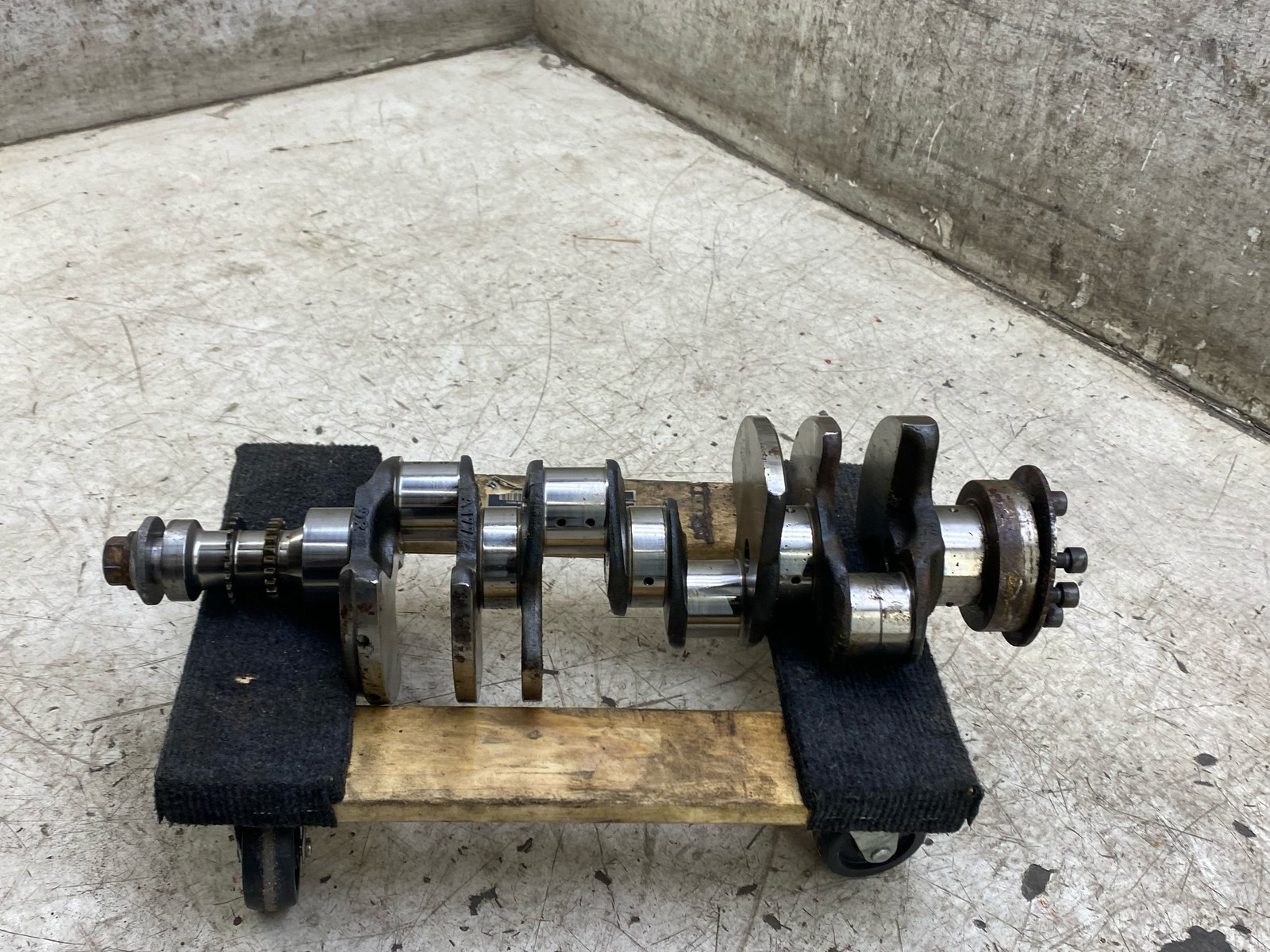 2020-2025 ASTON MARTIN DBX 4.0L V8 M177 ENGINE CRANKSHAFT *FLOOD RECOVERY* OEM