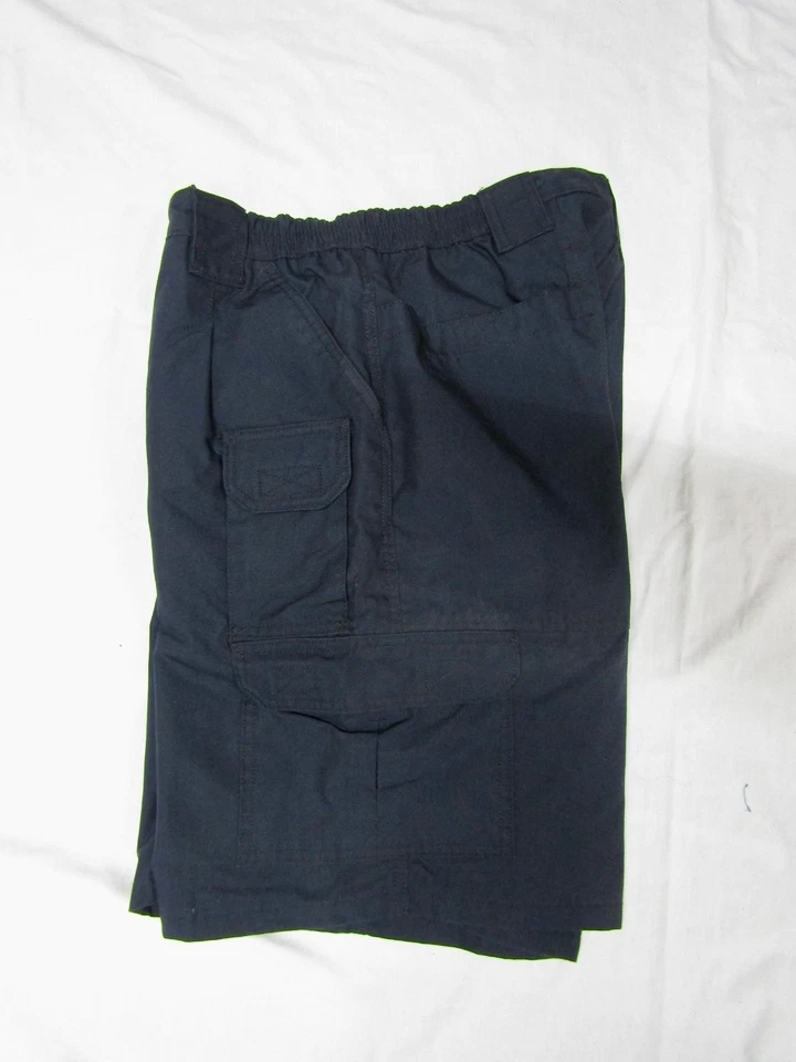 (3X) Propper Tactical Cargo Shorts Police Security, Size 36 , Dark Navy - Used - Image 4 of 4