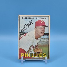 1967 TOPPS #508 DICK HALL PHILADELPHIA PHILLIES CARD
