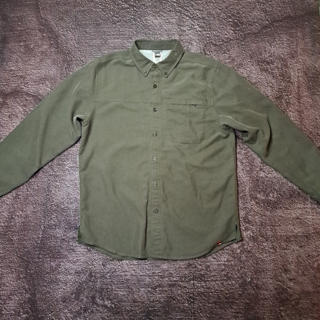 The North Face Shirt Mens Medium Green Button Down Roll Tab Long Sleeve